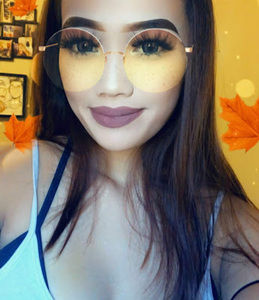 Meet your Posher, Kaying